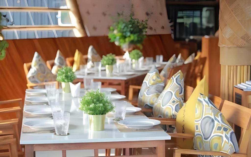 The Buffalo Amphawa Samut Songkhram Εξωτερικό φωτογραφία