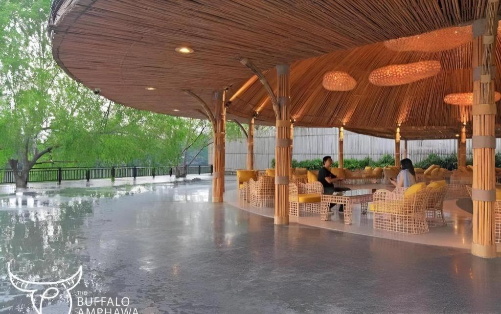 The Buffalo Amphawa Samut Songkhram Εξωτερικό φωτογραφία